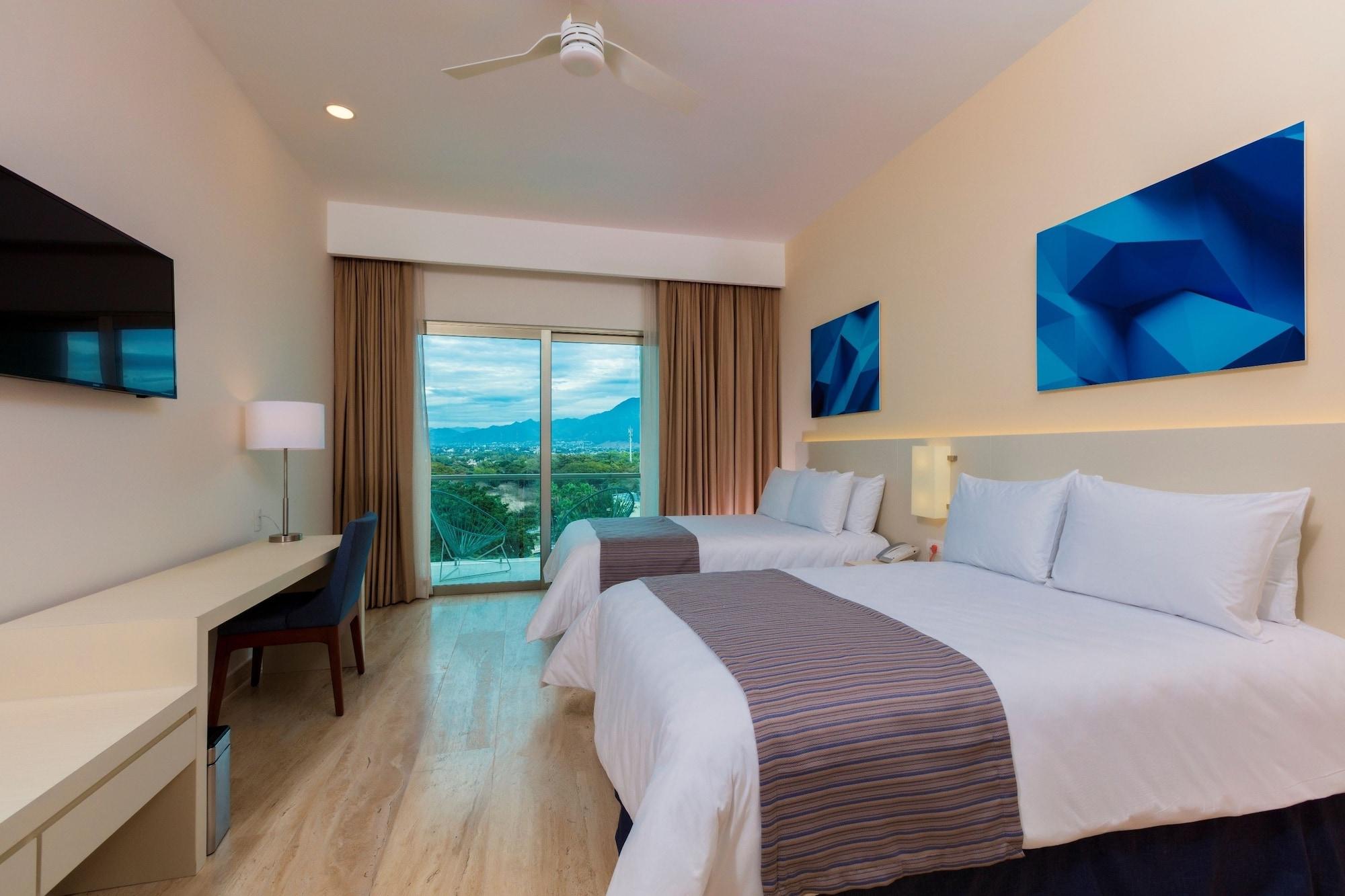 Resort Krystal Vallarta 4*