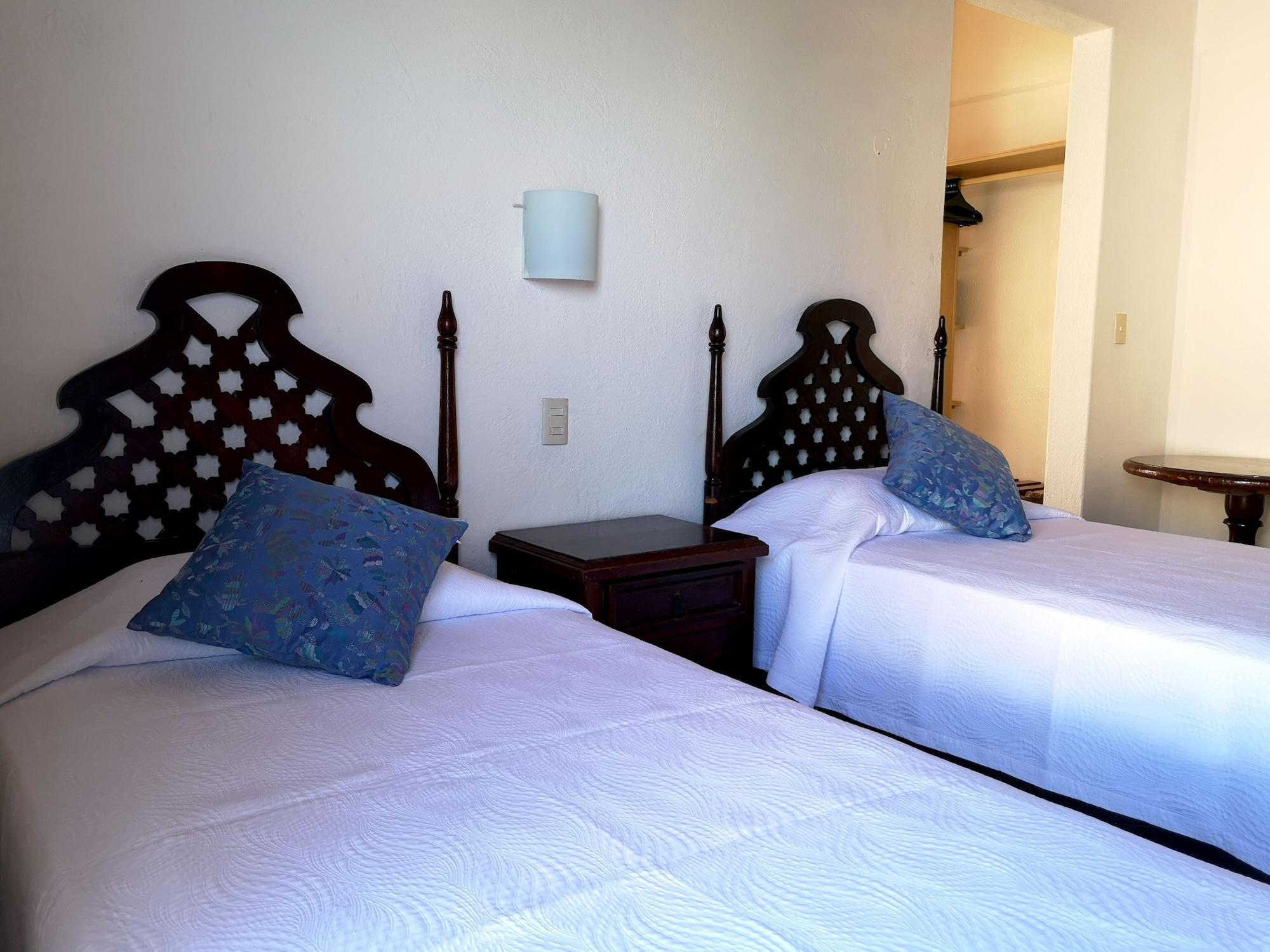 El Pescador Hotel