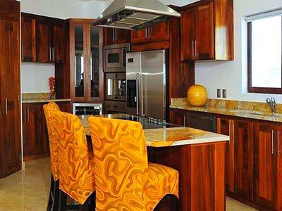 Mondavi Hotel 4*