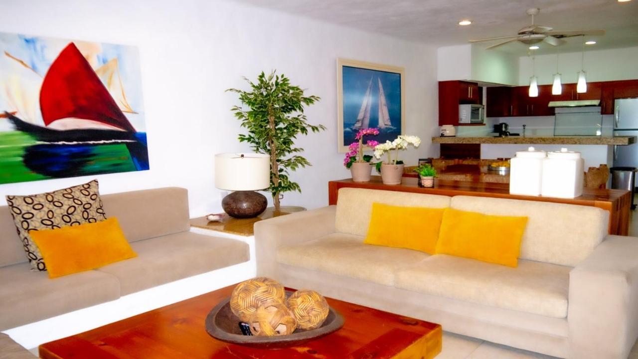 Apartment Tules Ocean Front ,with Amazing Ocean View By Kivoya Puerto Vallarta
