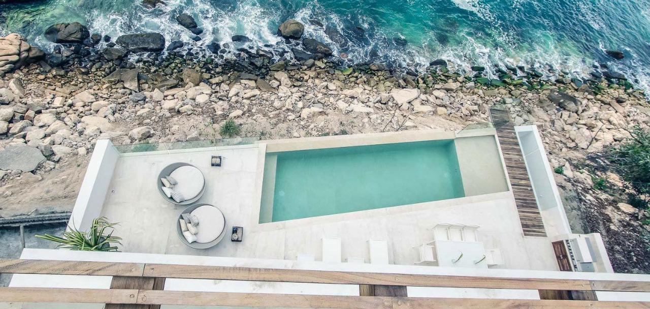 New Oceanfront Luxury In Holiday home *