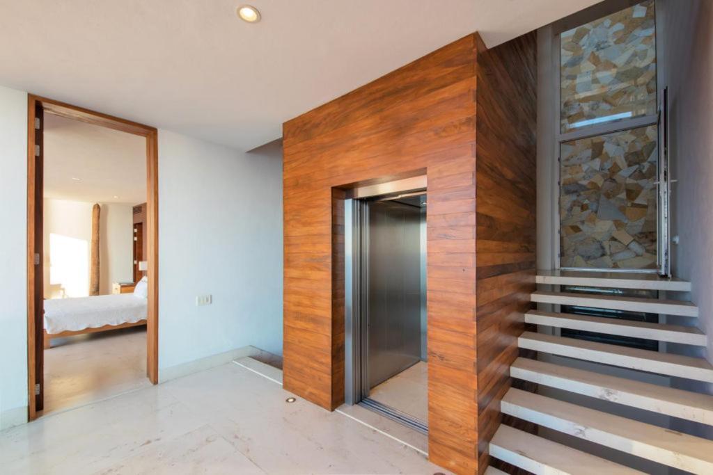 Holiday home New Oceanfront Luxury In