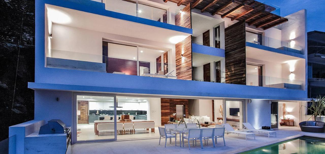 New Oceanfront Luxury In Holiday home