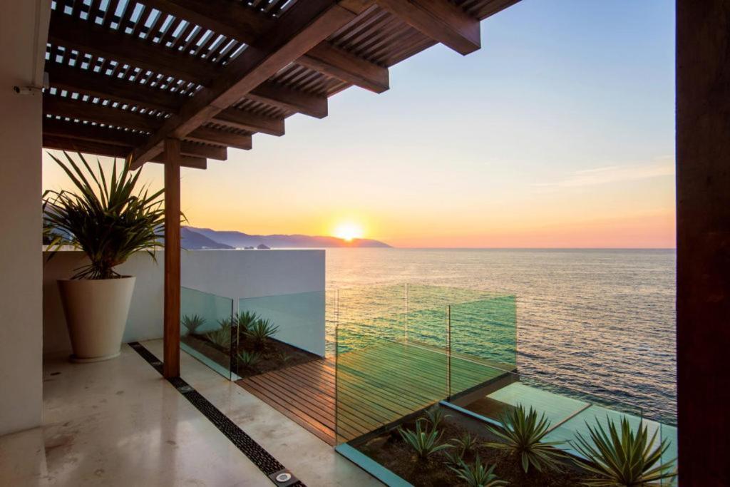 New Oceanfront Luxury In * Puerto Vallarta