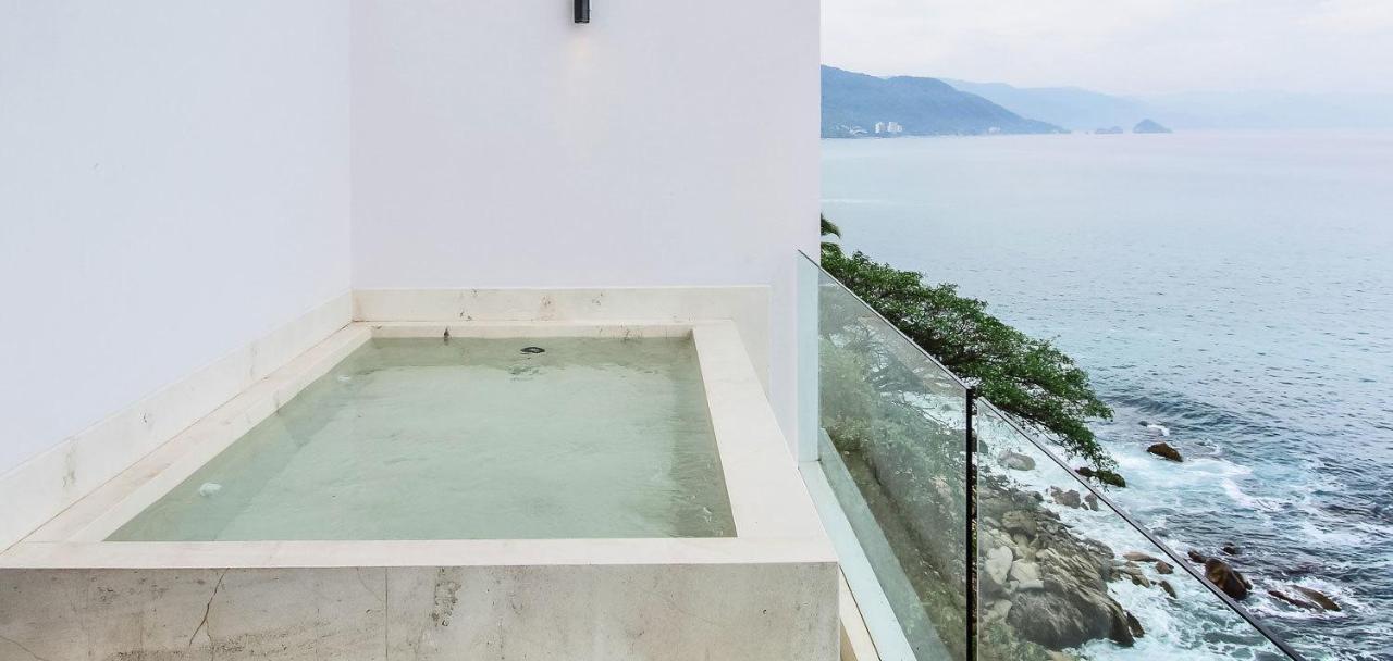 Holiday home New Oceanfront Luxury In *