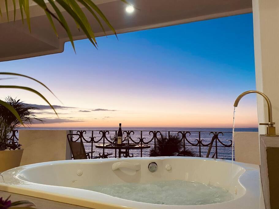 Oceano Oro Apartment *