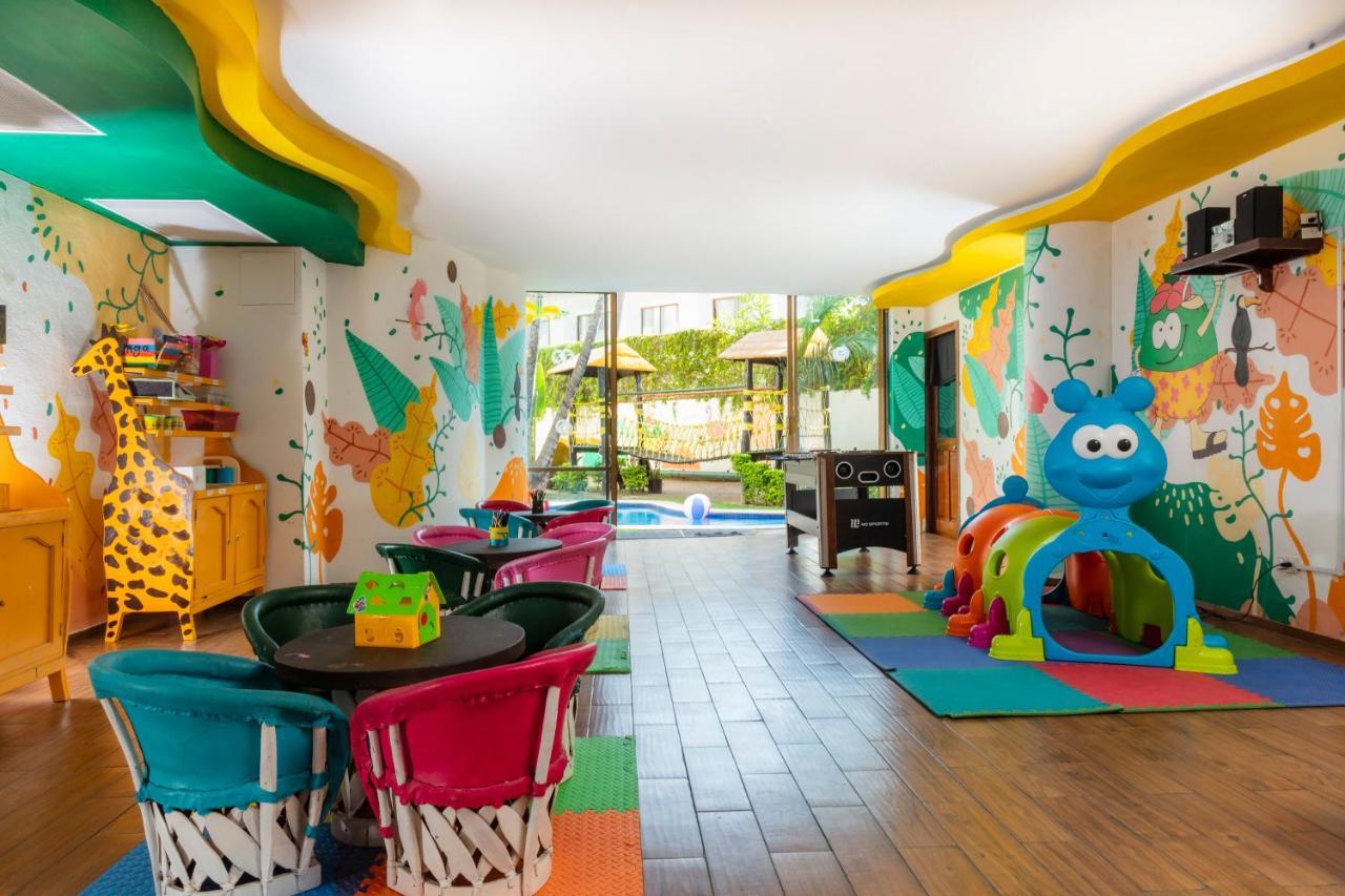 Hotel Palmas By The Sea 4*
