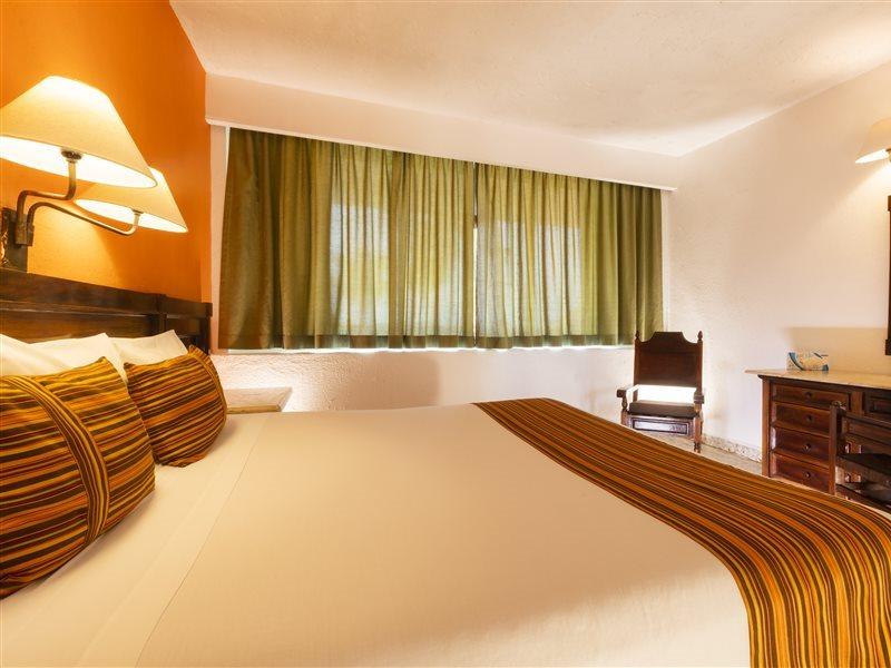 Hotel Palmas By The Sea 4*