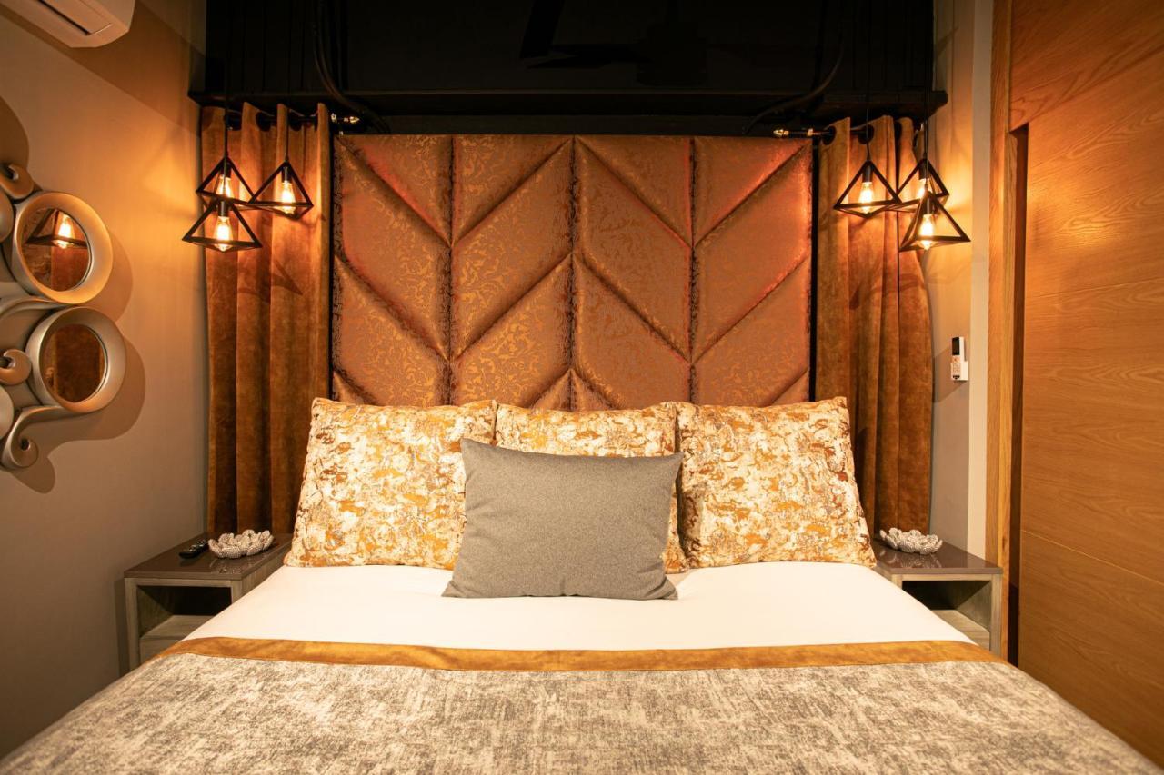 Pinnacle 179 - Adults Only 4* Puerto Vallarta