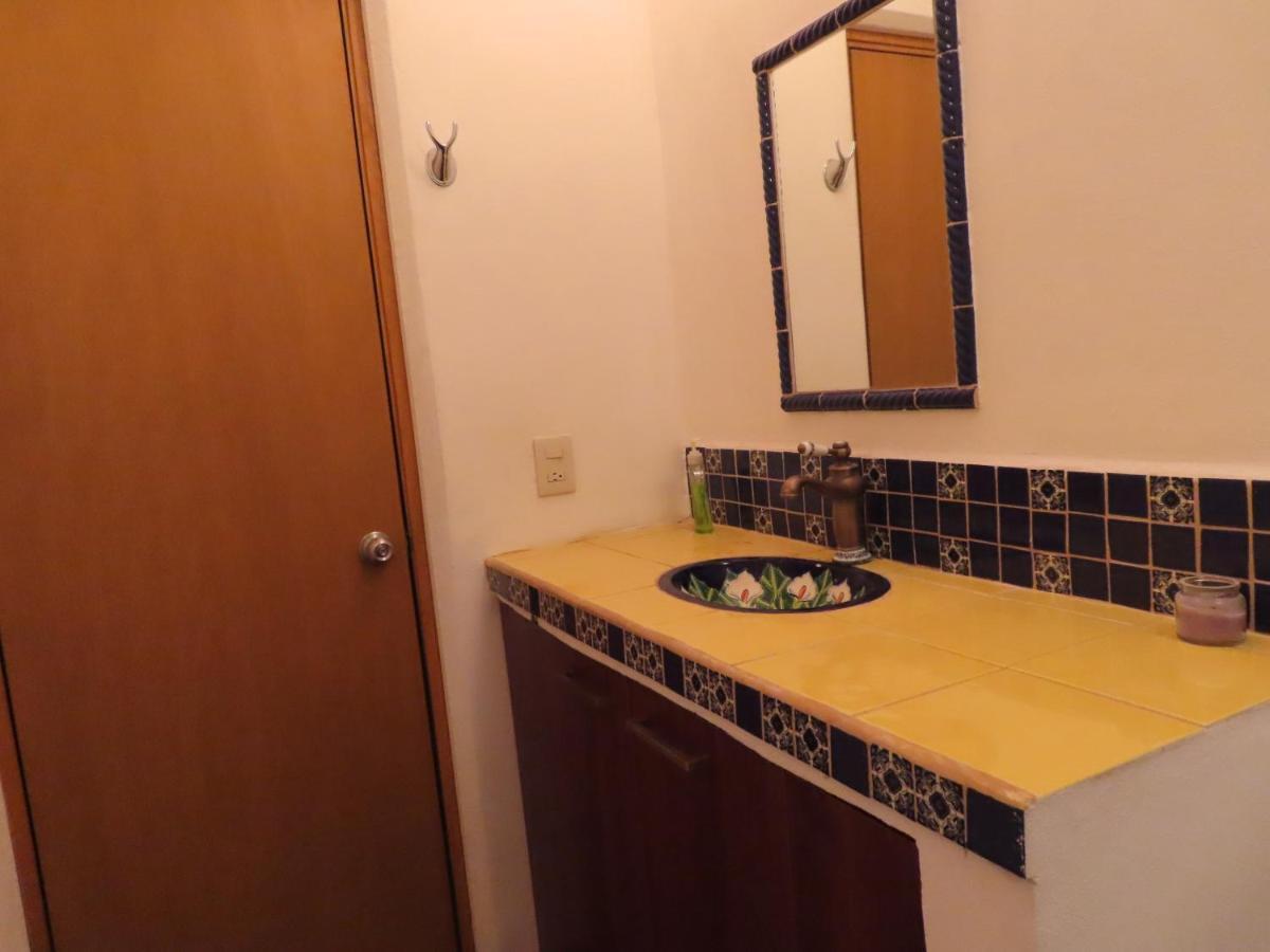 Villa Palmier -quiet Cosy Air Conditioned Terrace Puerto Vallarta