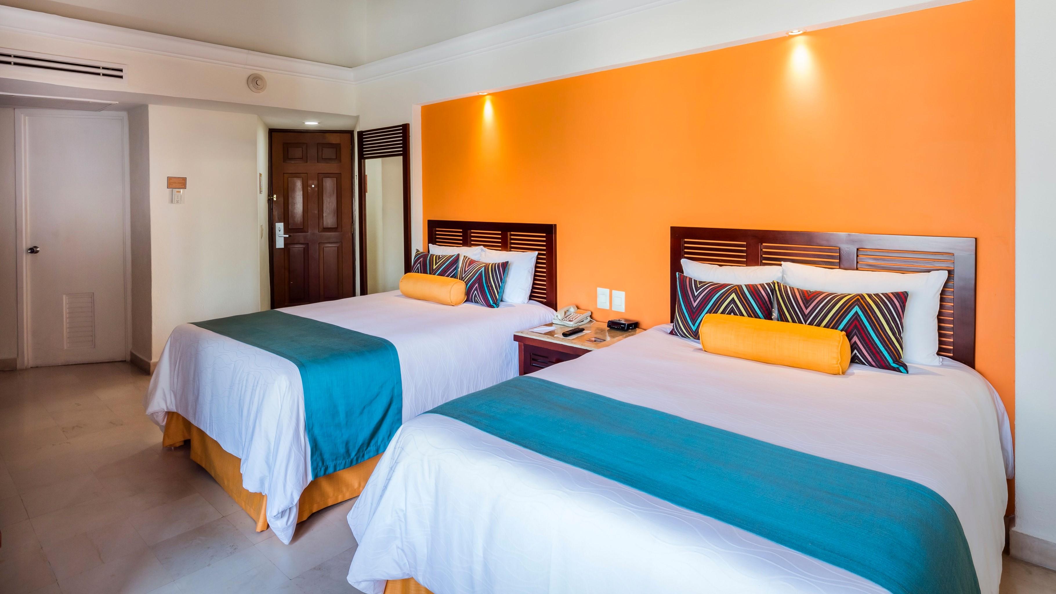 Resort Buenaventura Grand & Great Moments 4*