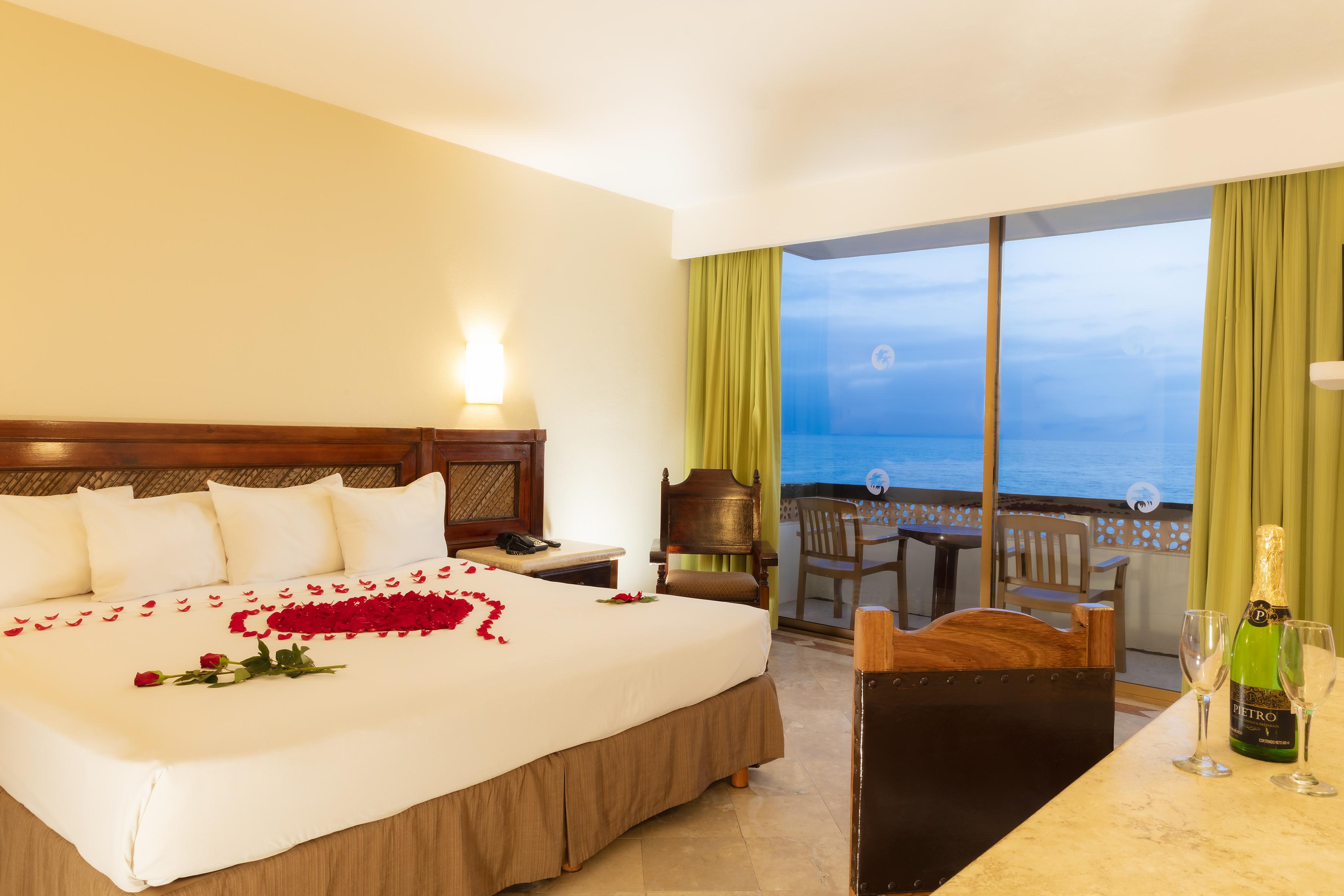 Hotel Palmas By The Sea