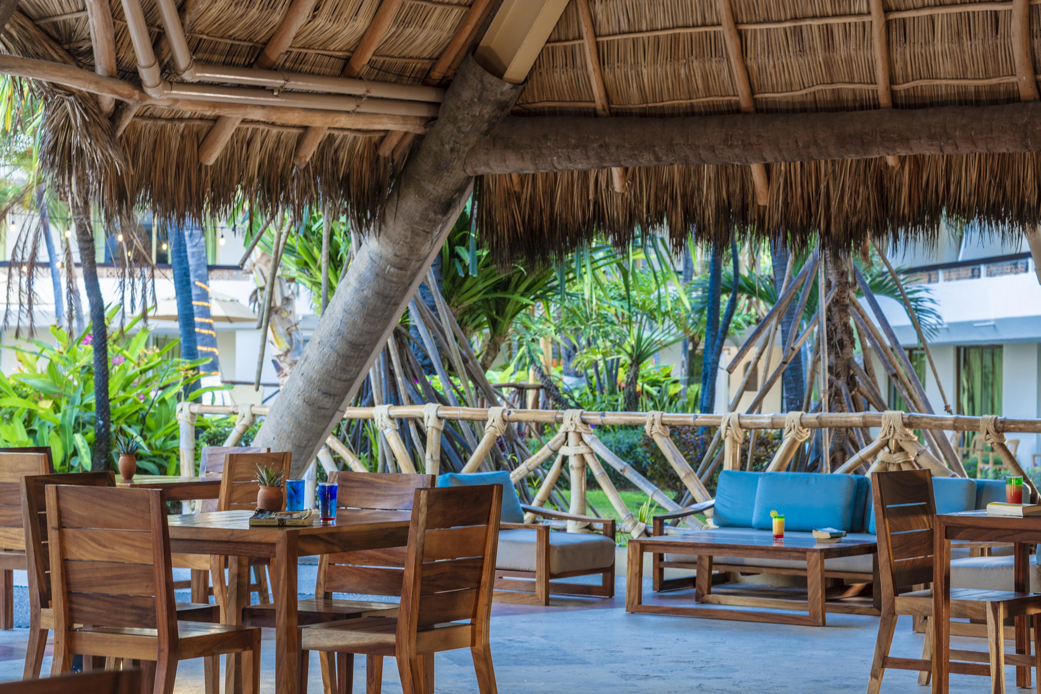 Hotel Palmas By The Sea