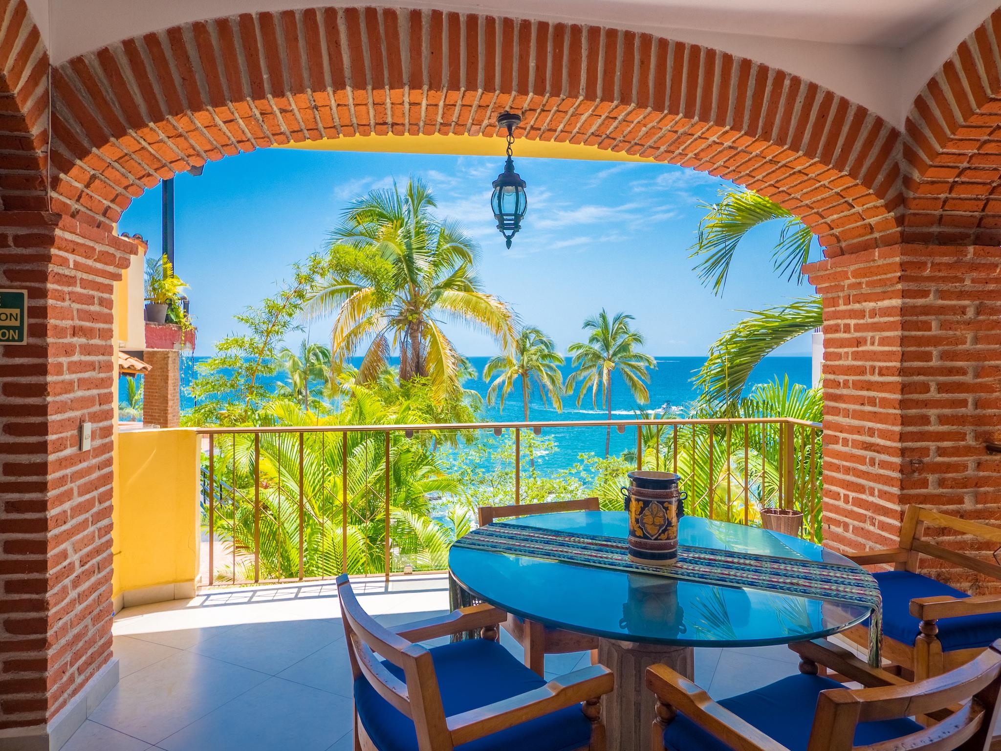Hotel Marboka & Puerto Vallarta