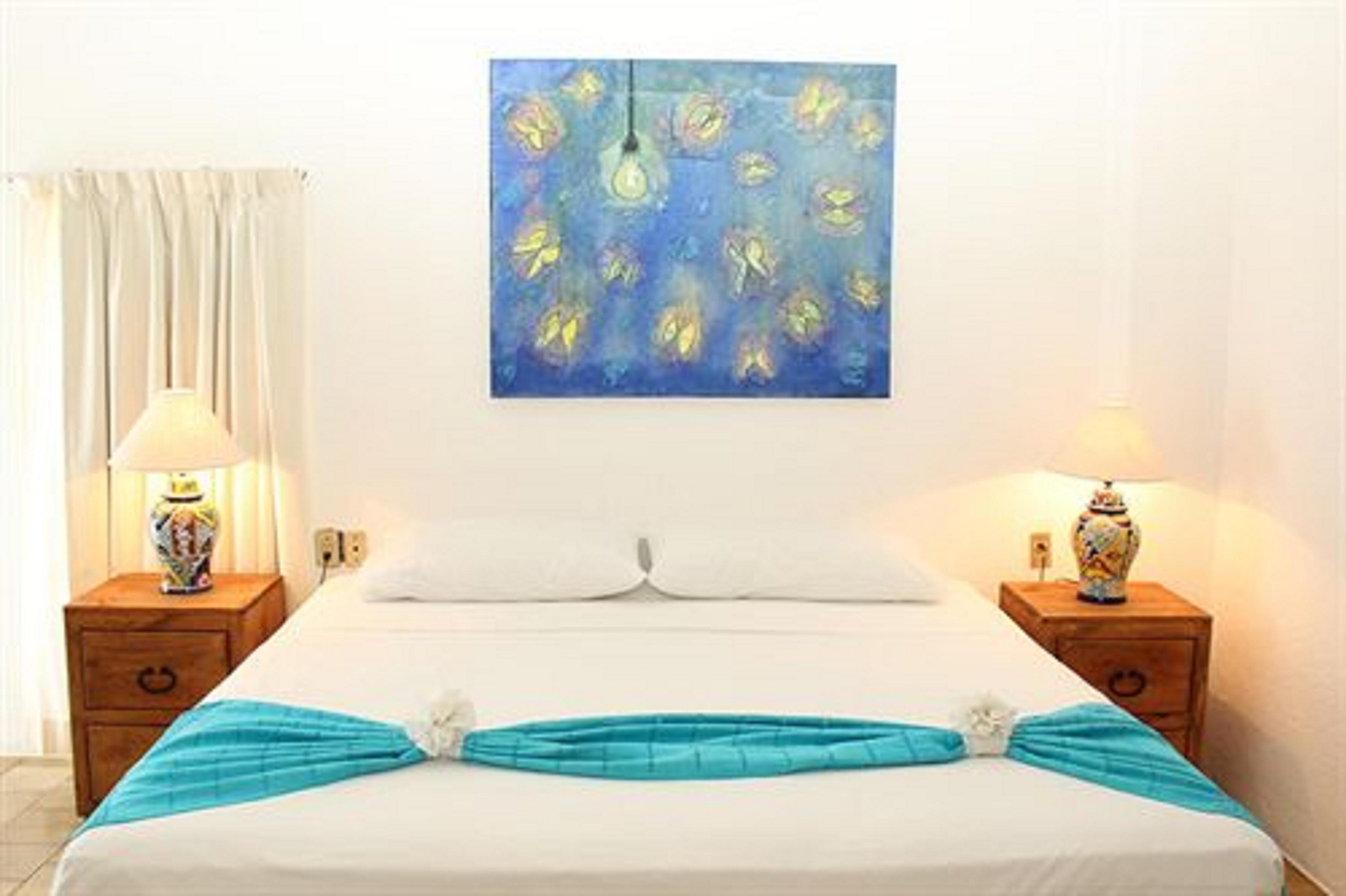 Emperador Vallarta Beachfront And Hotel 3*