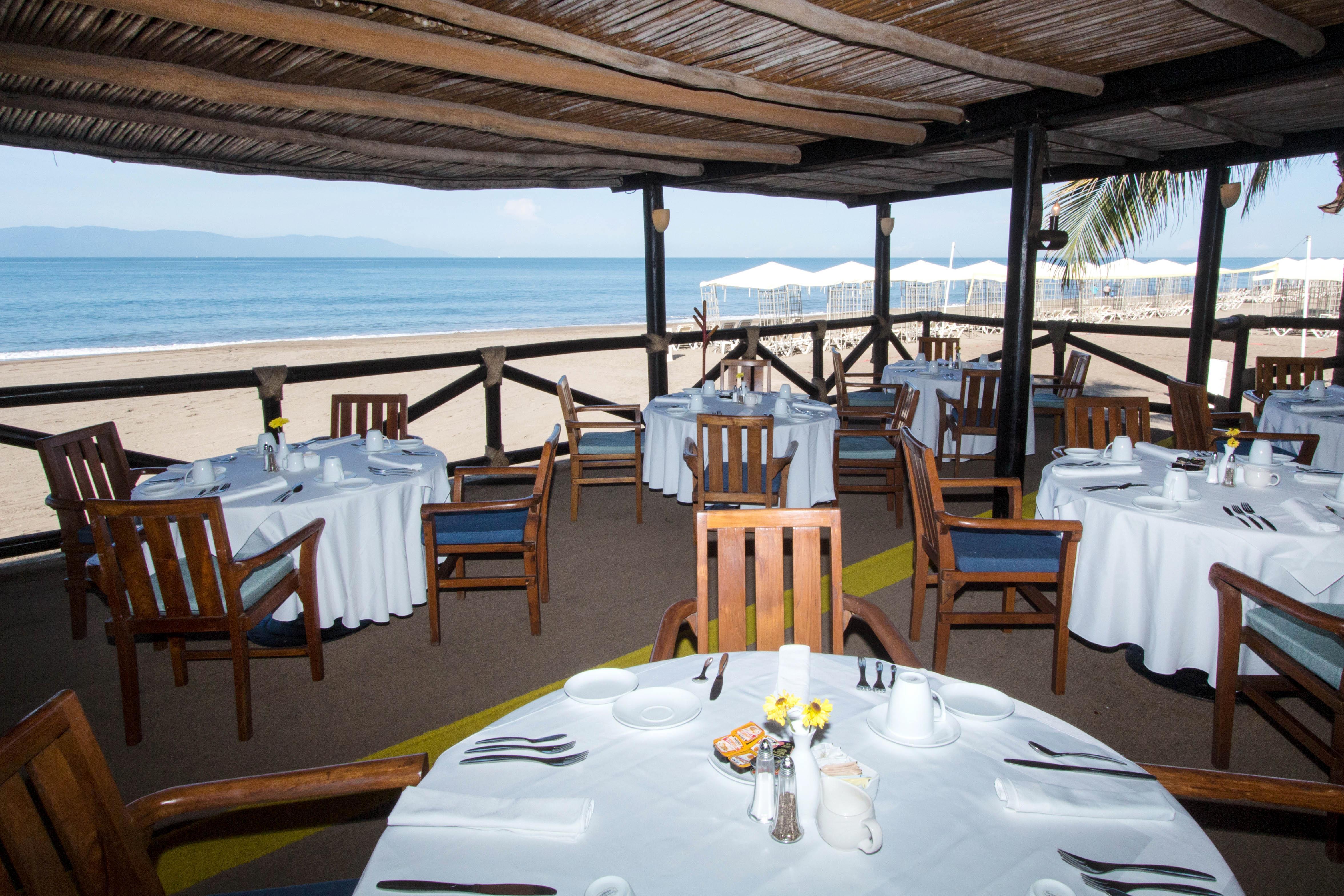 Velas Vallarta 4*