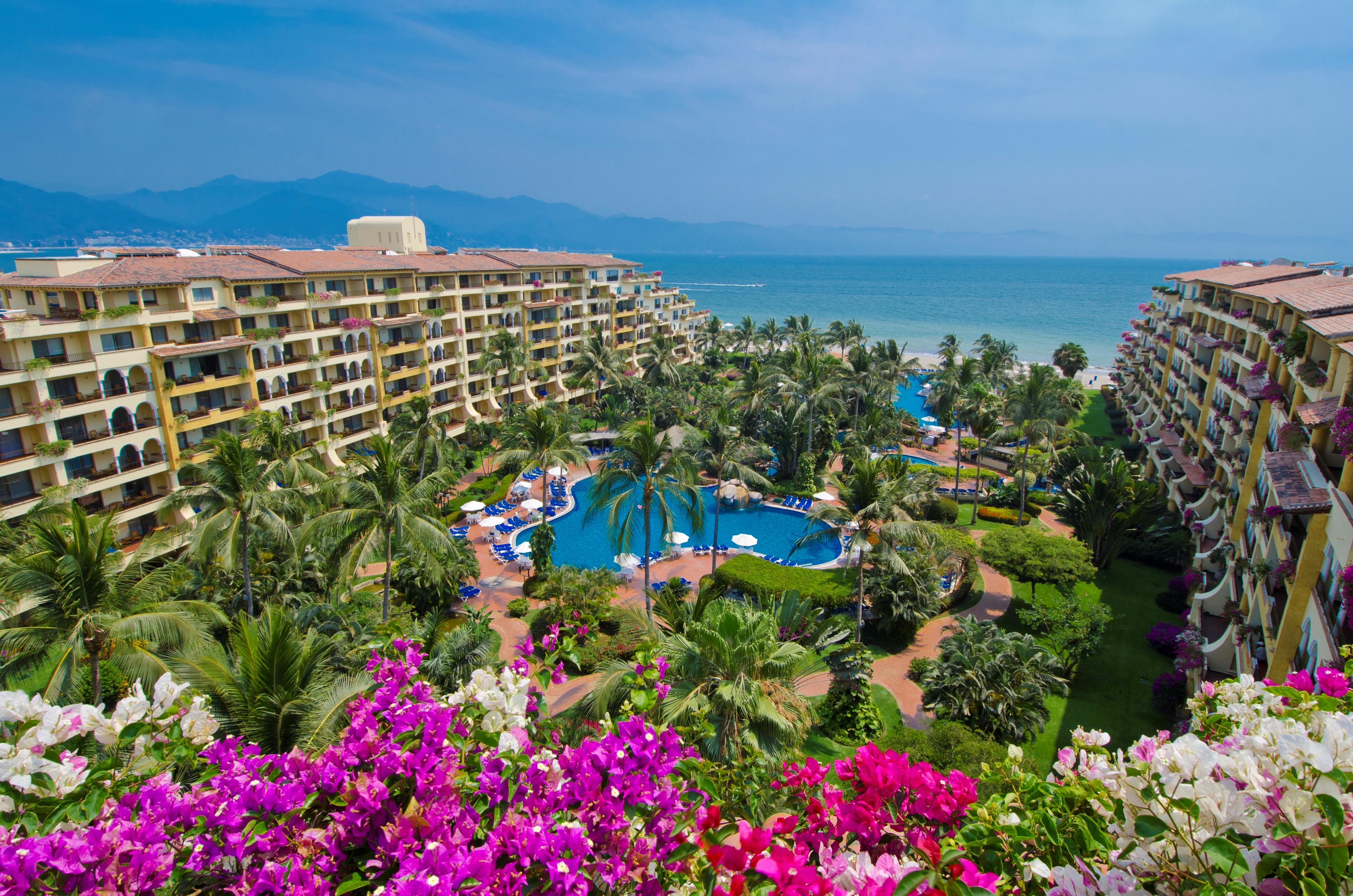 Velas Vallarta 4*