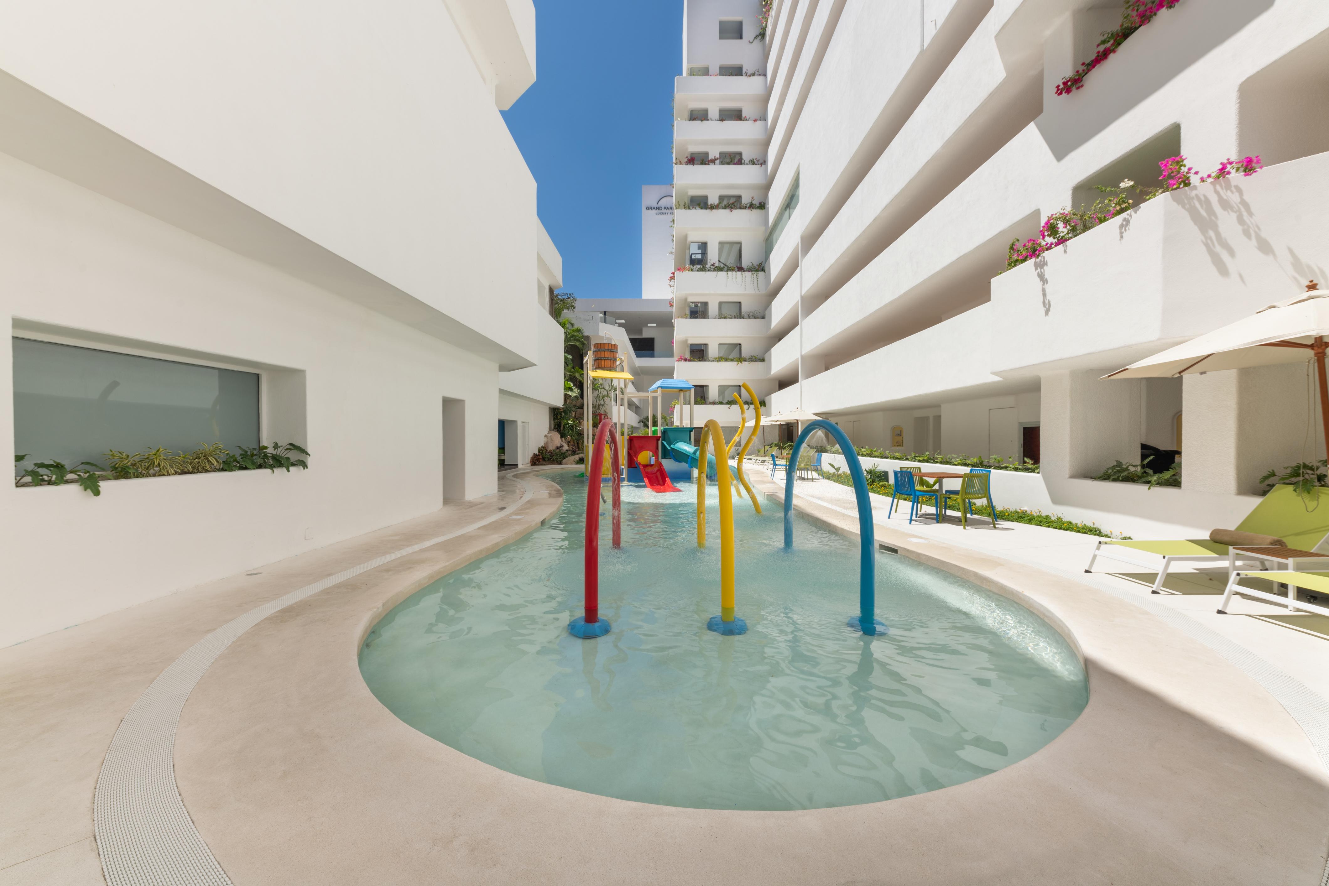 Resort Grand Park Royal 5*