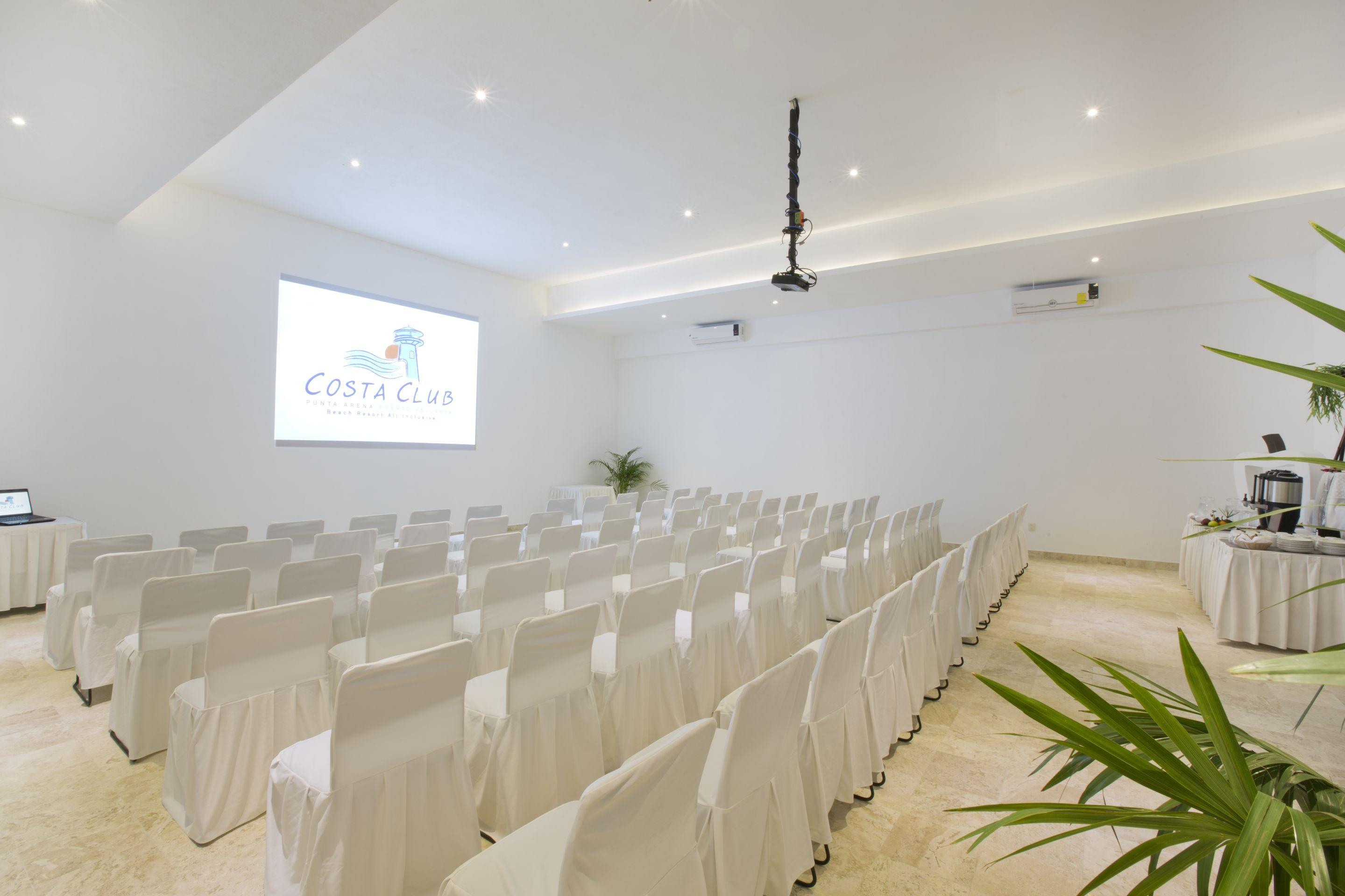 Costa Club Punta Arena -