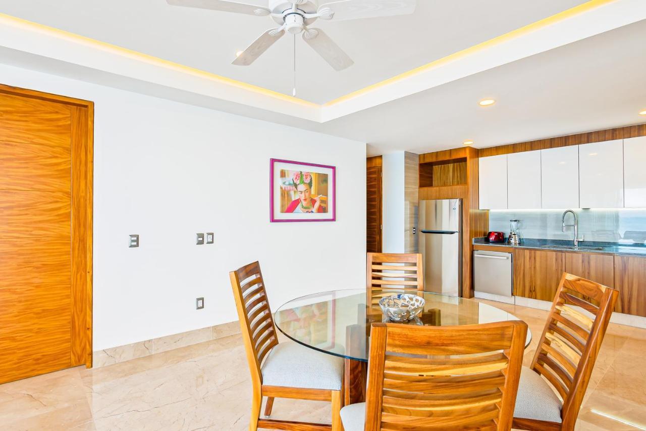 Blue Horizon 705 Apartment *