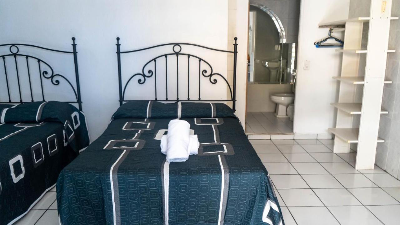 Oyo Casa Mission Hotel