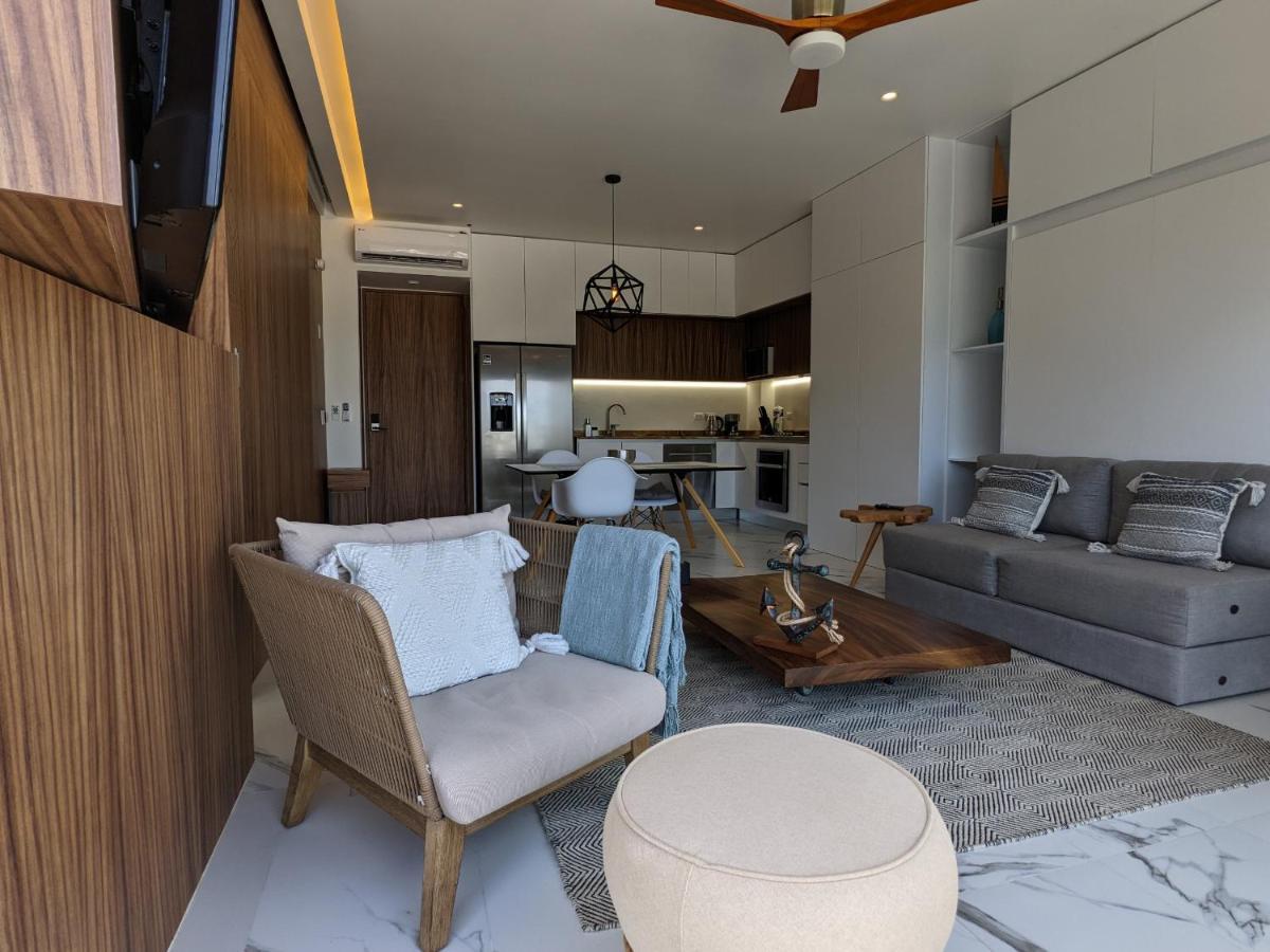 Romantic With Stunning Rooftop Pool And Jacuzzi In Pv By Alterhome *