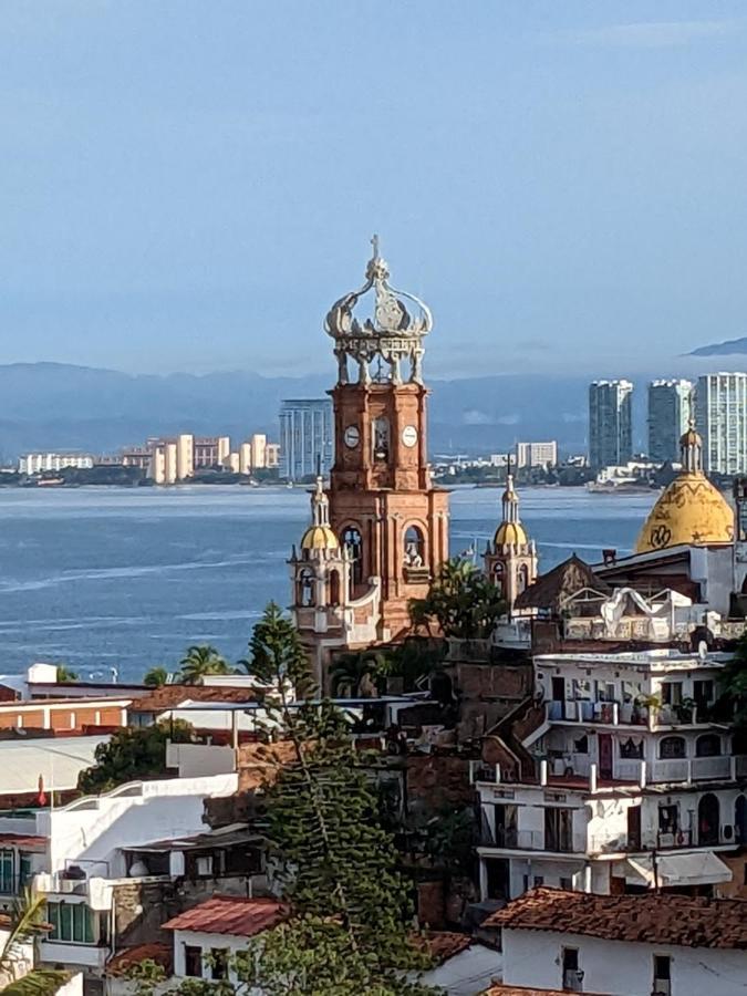 Romantic With Stunning Rooftop Pool And Jacuzzi In Pv By Alterhome Apartment Puerto Vallarta