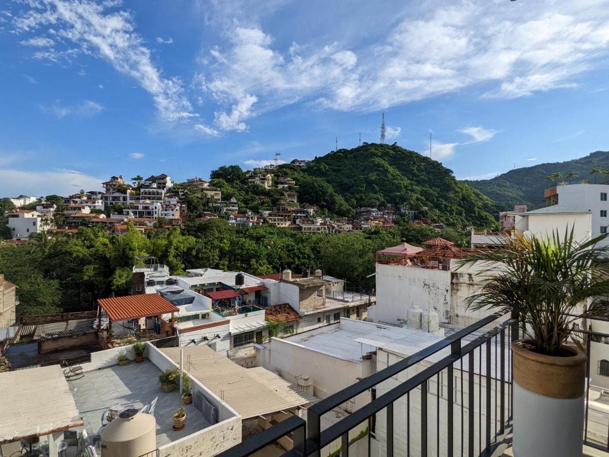Romantic With Stunning Rooftop Pool And Jacuzzi In Pv By Alterhome *