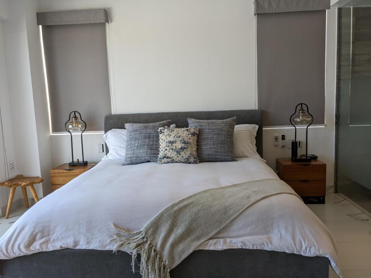 Apartment Romantic With Stunning Rooftop Pool And Jacuzzi In Pv By Alterhome