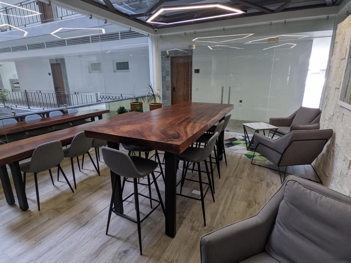 Romantic With Stunning Rooftop Pool And Jacuzzi In Pv By Alterhome