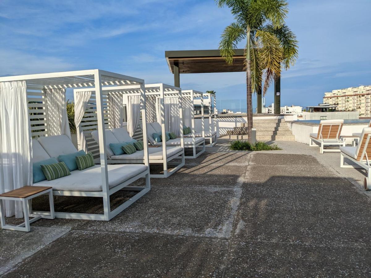 Romantic With Stunning Rooftop Pool And Jacuzzi In Pv By Alterhome Apartment *