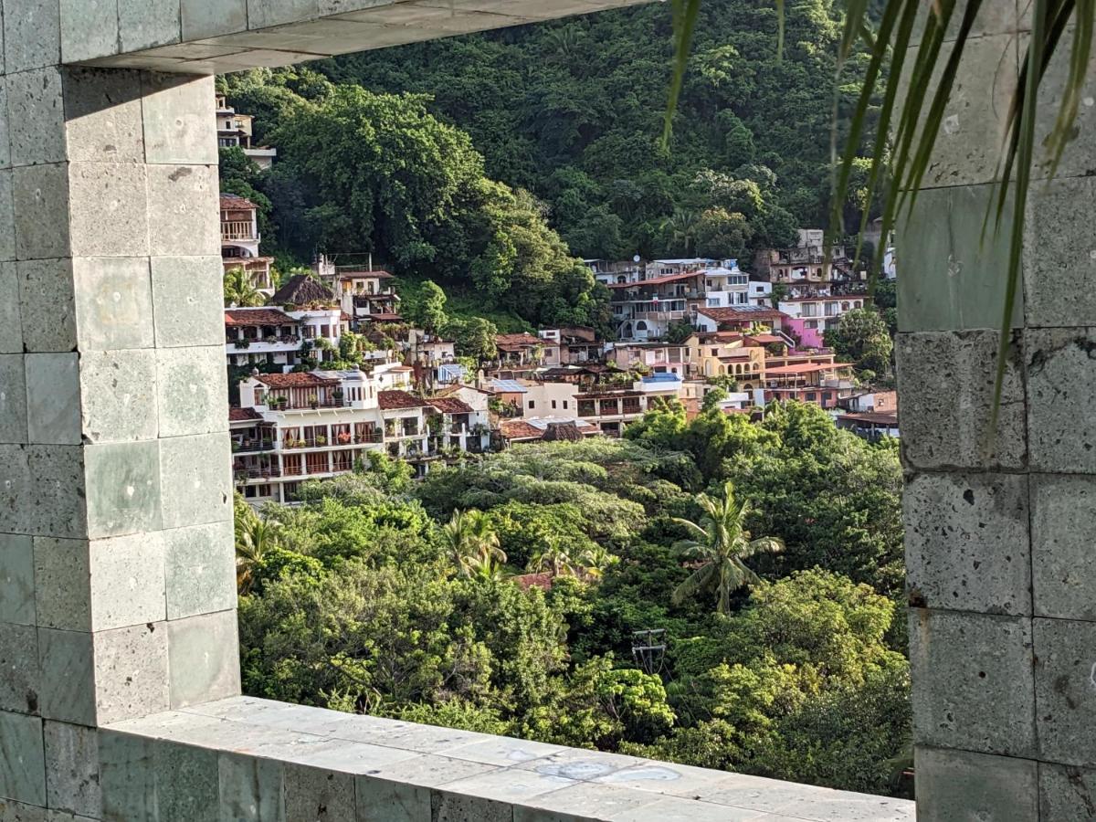 Apartment Romantic With Stunning Rooftop Pool And Jacuzzi In Pv By Alterhome
