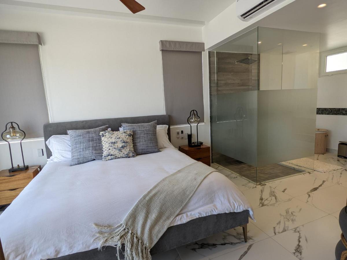 Romantic With Stunning Rooftop Pool And Jacuzzi In Pv By Alterhome Apartment