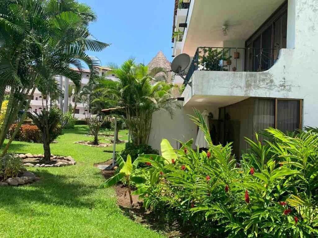 Apartment Beautiful Pool View, Base Floor, Marina Vallarta
