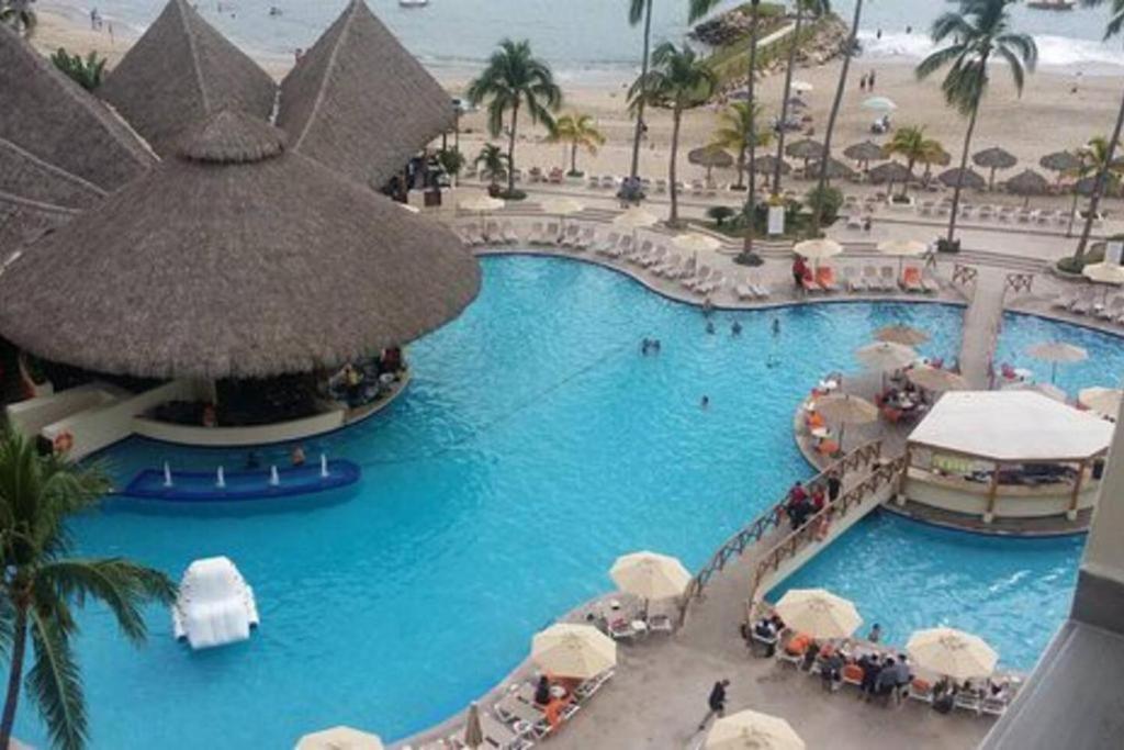 Frente Al Mar Apartahotel *