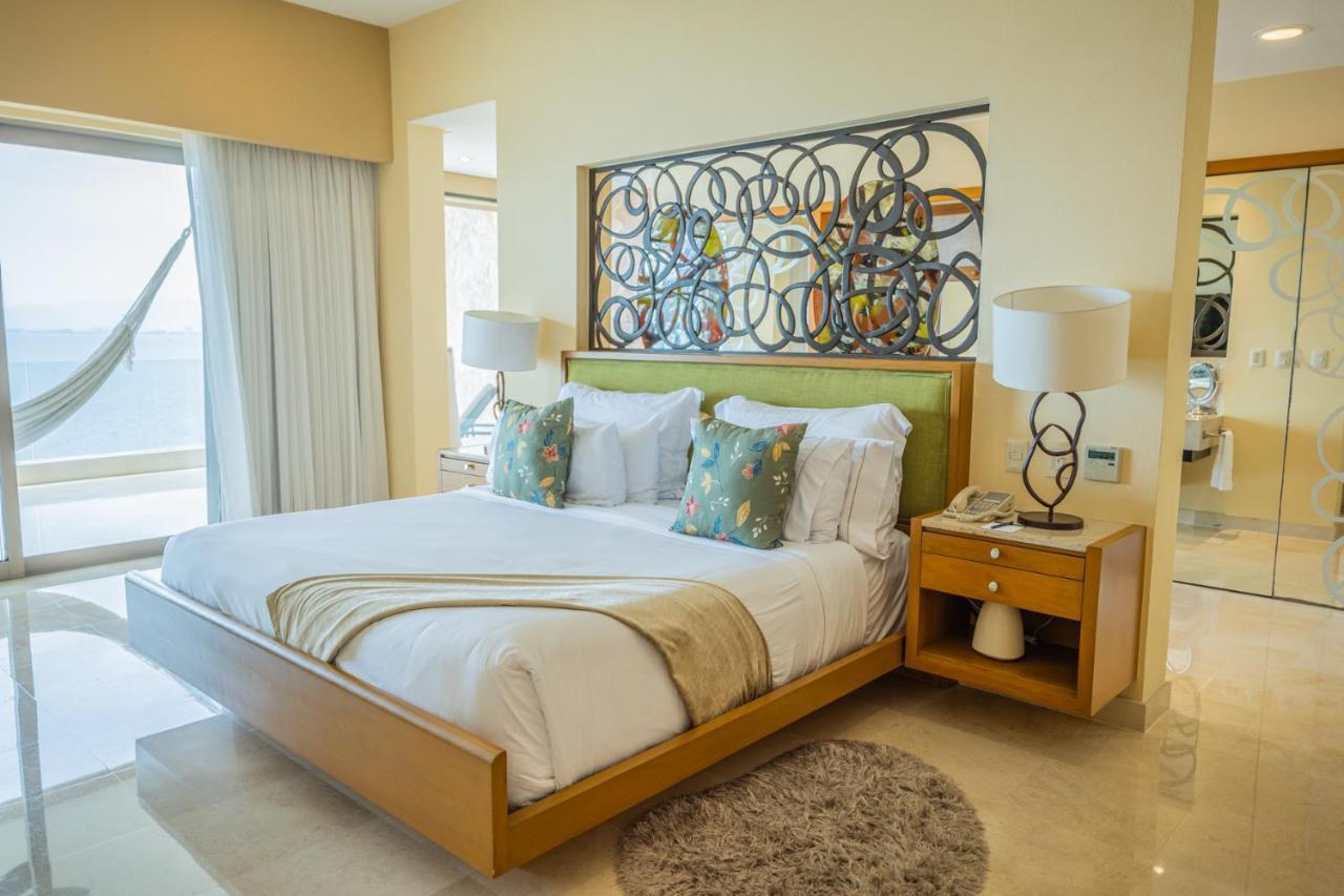 Garza Blanca Apartment