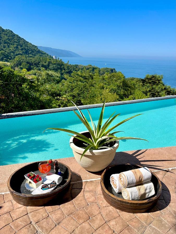 Hacienda Mismaloya * Puerto Vallarta