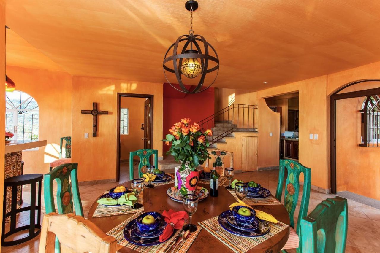Orange Sunsets, Lush Landscape, Intown, Privacy Villa Puerto Vallarta