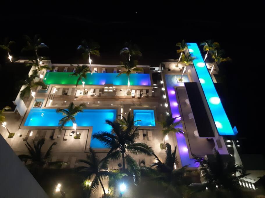 Harbor 12005 Huge Unit 2 Balconies Beachfront By Moikkarentals *