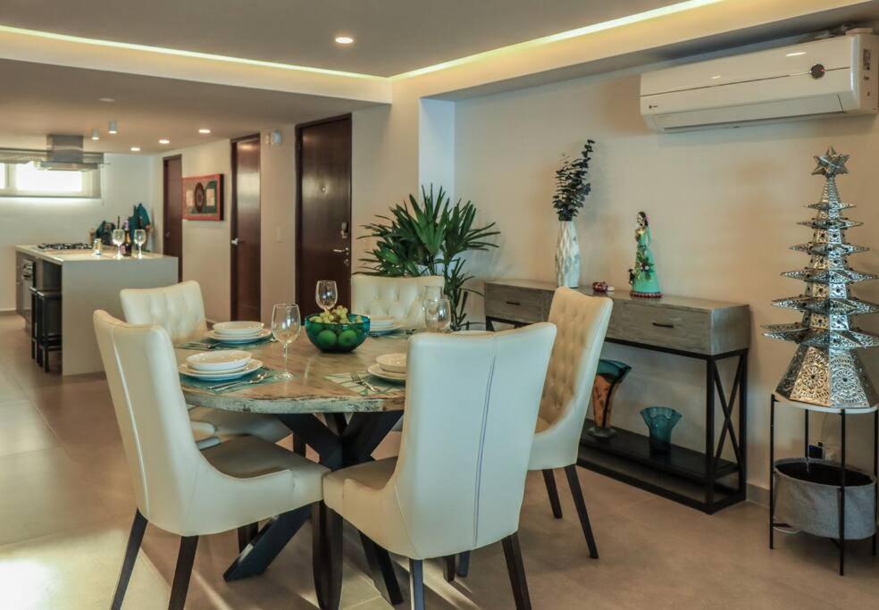 Harbor 12005 Huge Unit 2 Balconies Beachfront By Moikkarentals Apartment Puerto Vallarta