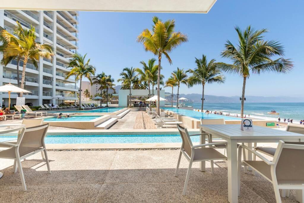 Apartment Harbor 7010 By Moikkarentals Beachfront 600mb Wifi Puerto Vallarta