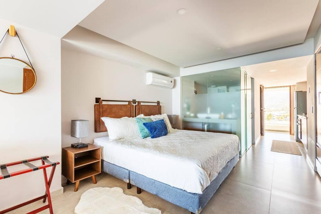 Harbor 7010 By Moikkarentals Beachfront 600mb Wifi Puerto Vallarta