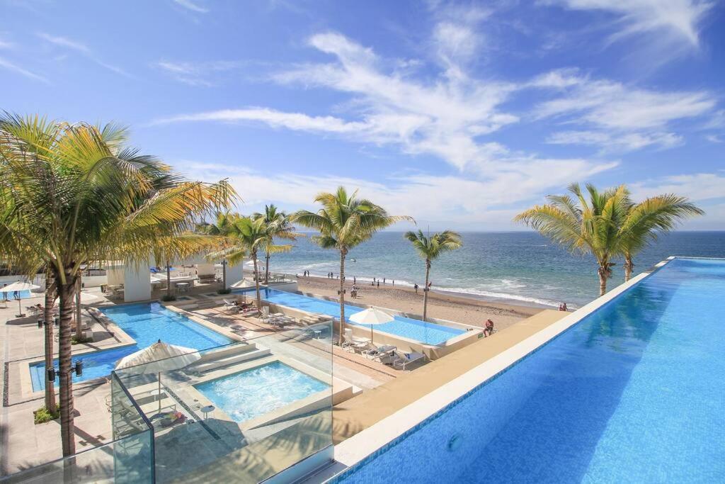 Apartment Harbor 7010 By Moikkarentals Beachfront 600mb Wifi Puerto Vallarta