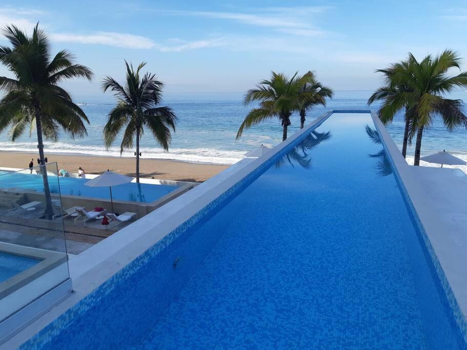 Apartment Harbor 12005 Huge Unit 2 Balconies Beachfront By Moikkarentals