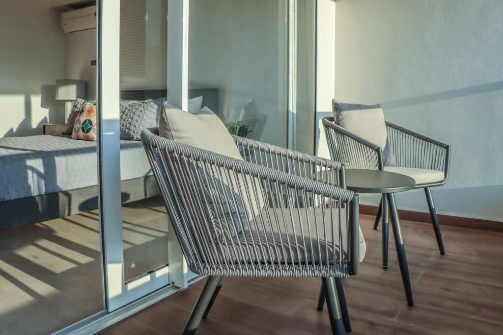 Harbor 12005 Huge Unit 2 Balconies Beachfront By Moikkarentals * Puerto Vallarta