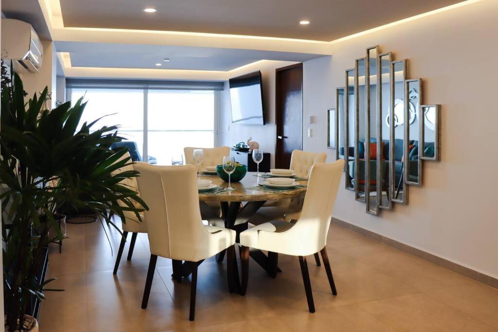 Apartment Harbor 12005 Huge Unit 2 Balconies Beachfront By Moikkarentals Puerto Vallarta