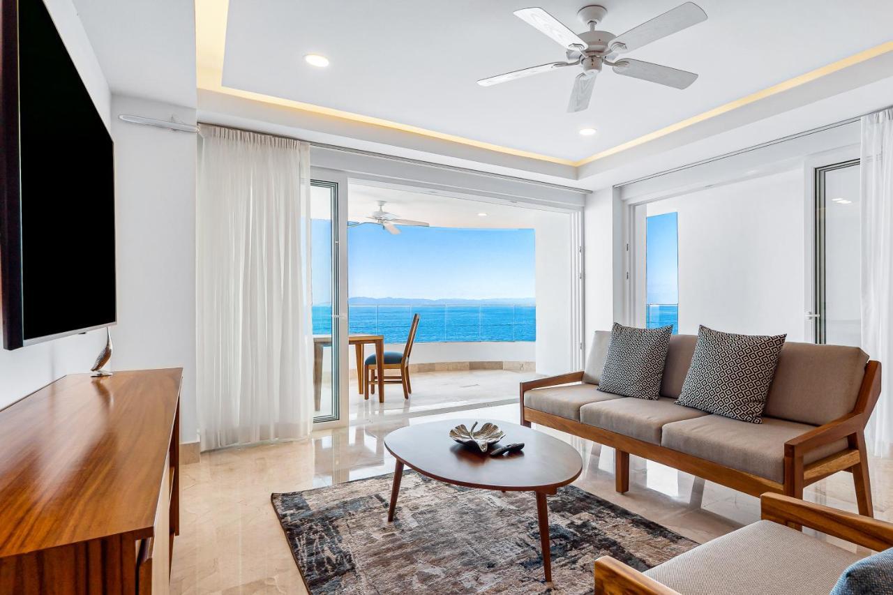Blue Horizon 301 Apartment