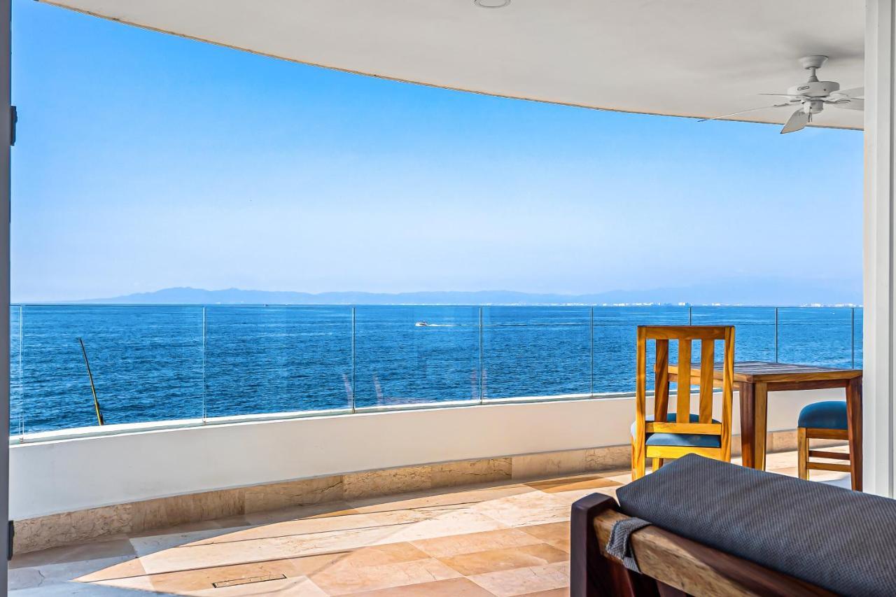 Blue Horizon 204 Puerto Vallarta