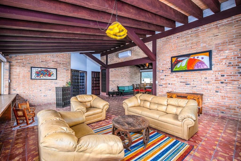 Apartment Ph Hacienda Lord Twigg