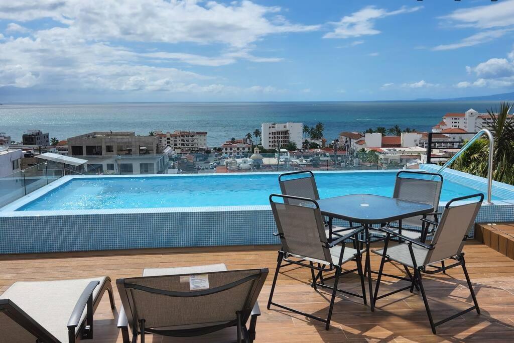 New Beautiful Rooftop & Romantic Ocean Views Puerto Vallarta